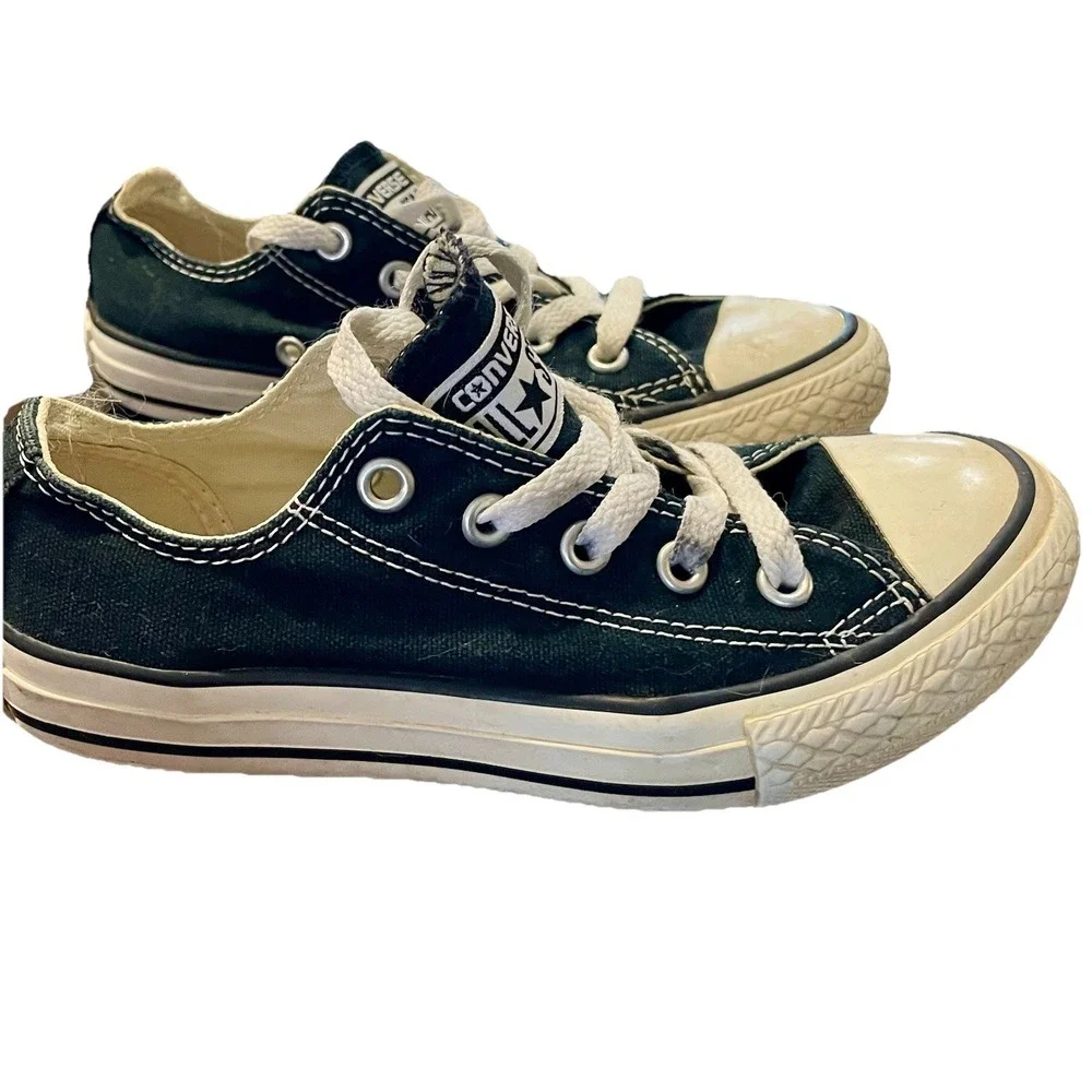 Converse Sneakers‎ Size 1 Chuck Taylor All Star Black/White Kids Low Top
